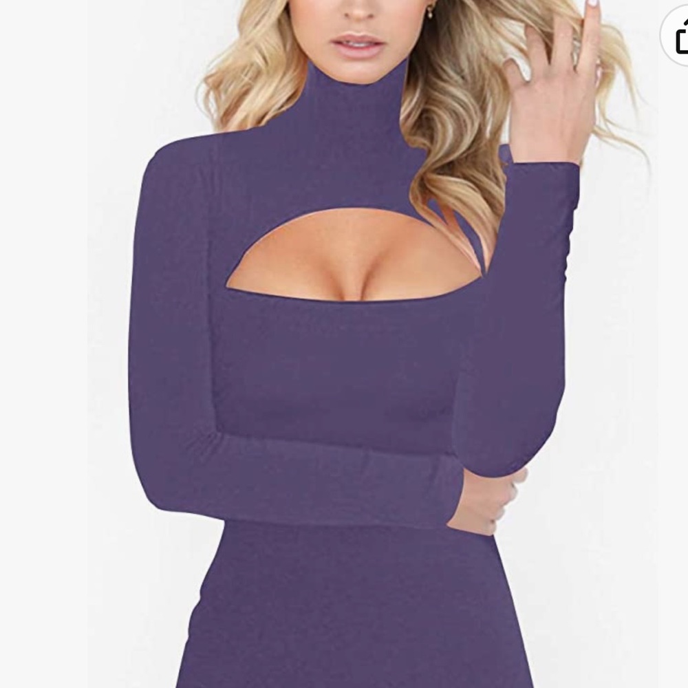 Long Sleeve Dress with Cut Out